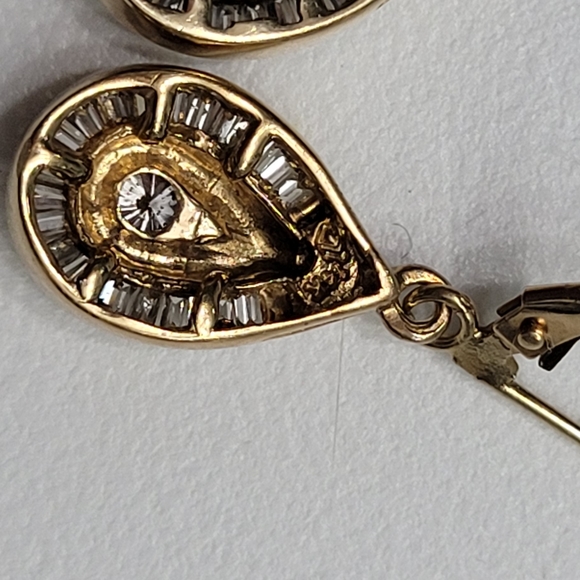 14k gold and diamond earrings! - Picture 10 of 10